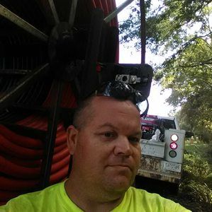 Meet your Posher, Devin